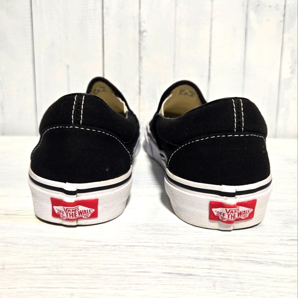 Vans Classic Slip On Shoes - Picture 9 of 11